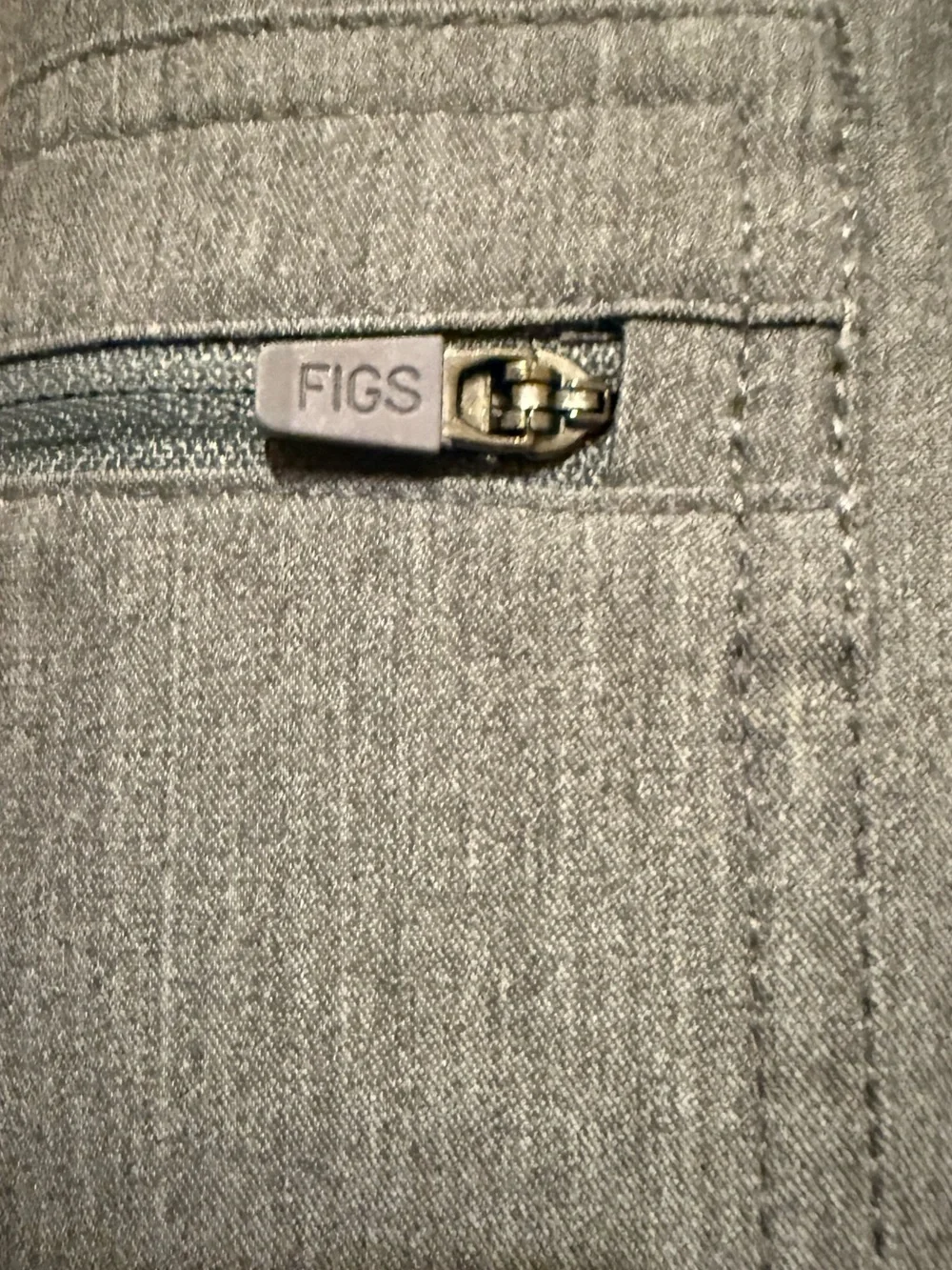 Figs classic gray